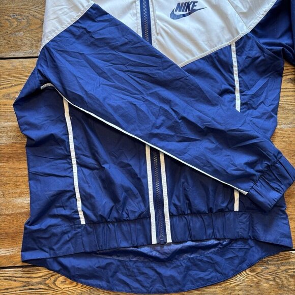Nike Sportswear Women's Windrunner Full Zip Hooded Lightweight Jacket Small - Picture 7 of 16